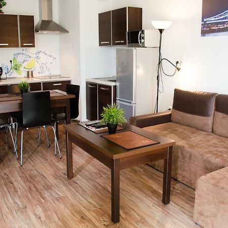 Apartament Centrum Giełdowa Varşovia Exterior foto