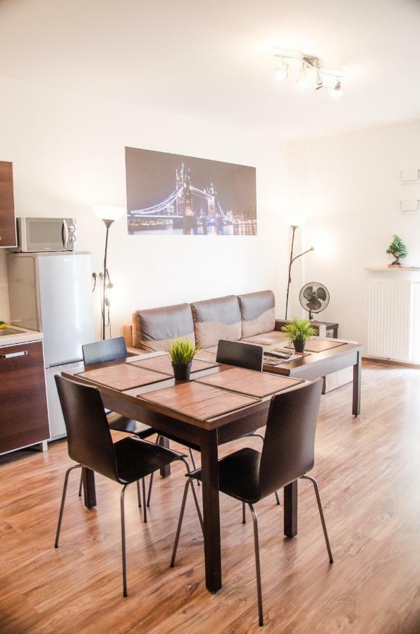 Apartament Centrum Giełdowa Varşovia Exterior foto