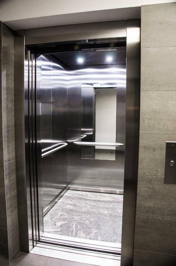 Apartament Centrum Giełdowa Varşovia Exterior foto